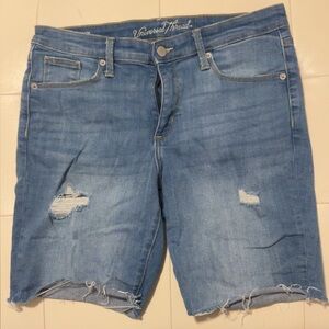 Universal Thread Mid Rise Bermuda Shorts